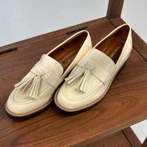 Franco Sarto woman’s Beige Tassel Loafers